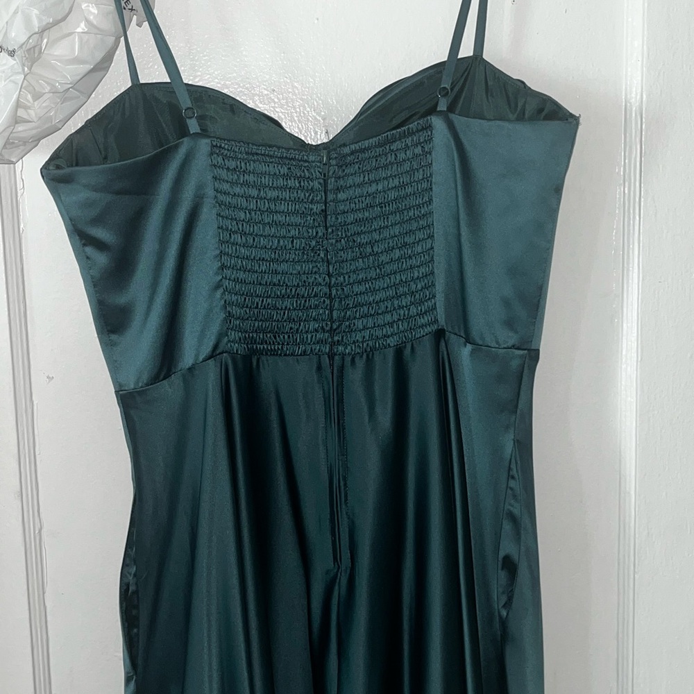 PROM DRESS - Picture 4 of 6